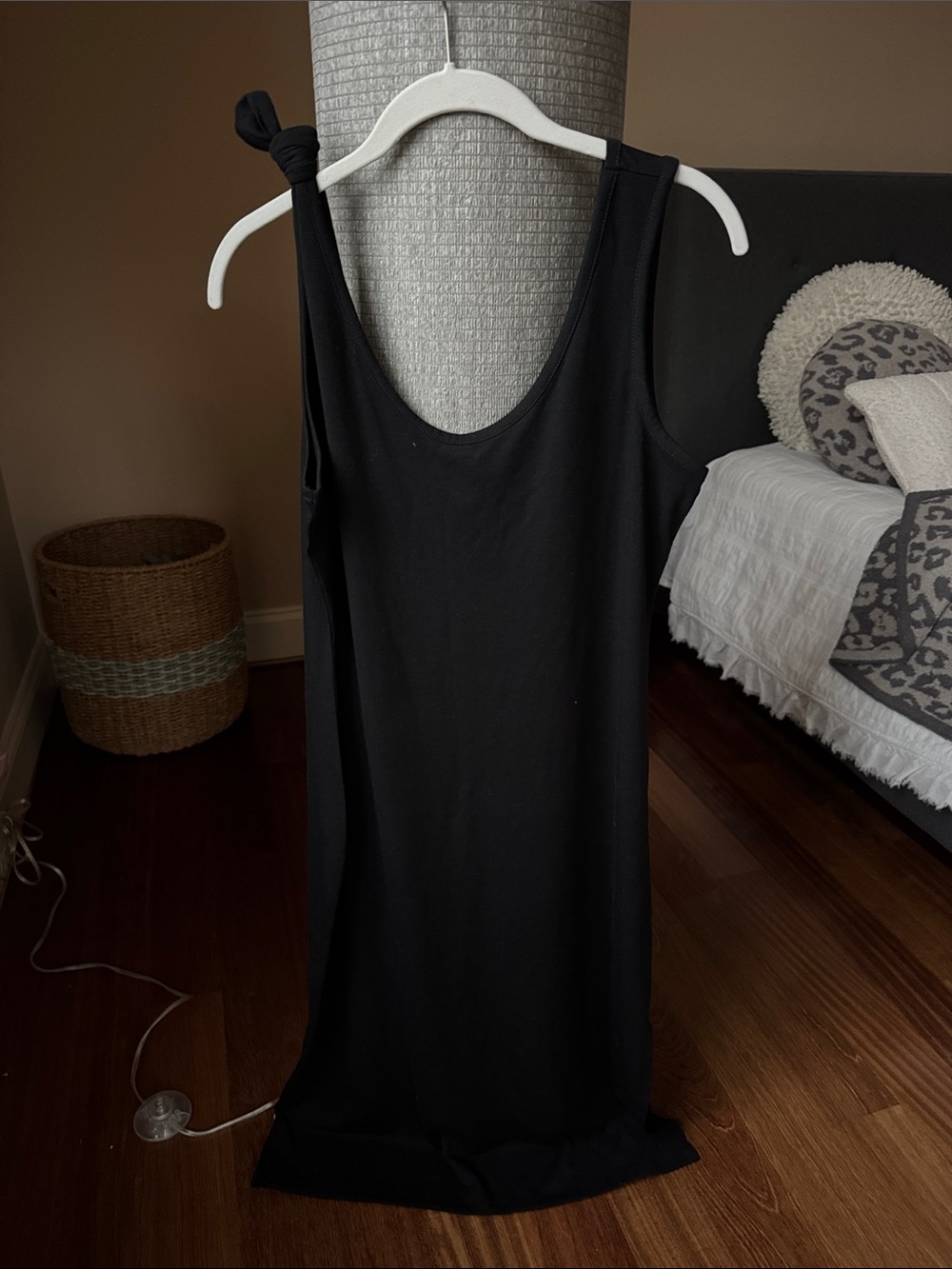Treasure & Bond Black Knot-Shoulder Midi Dress